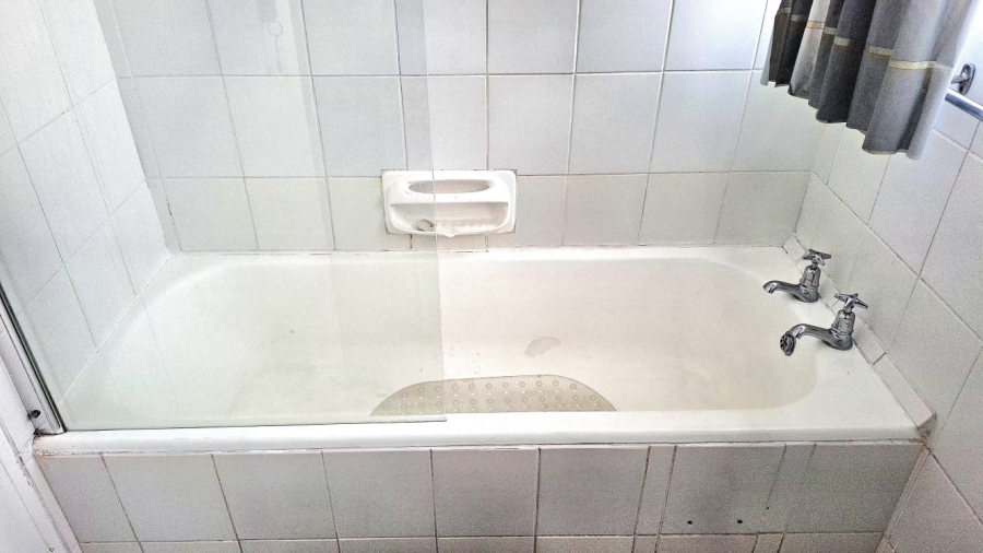 0 Bedroom Property for Sale in Green Point Western Cape